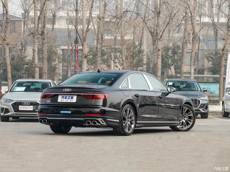 奥迪(进口) 奥迪S8 2023款 S8L 4.0TFSI quattro 奥迪(进口) 奥迪S8 2023款 S8L 4.0TFSI quattro