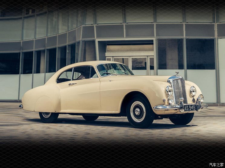 宾利 欧陆 2023款 4.0T GT V8 雅度定制版 宾利 欧陆 2023款 4.0T GT V8 雅度定制版