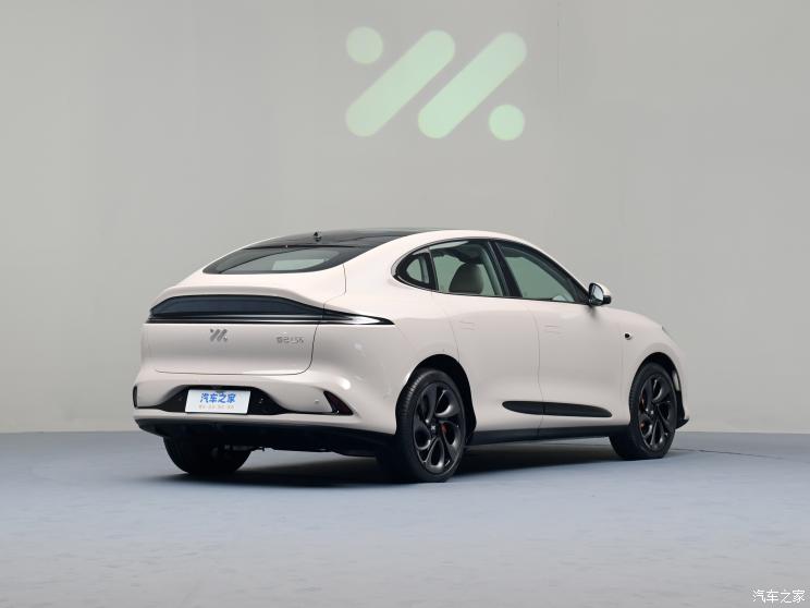 智己汽车 智己LS6 2023款 基本型 智己汽车 智己LS6 2023款 基本型