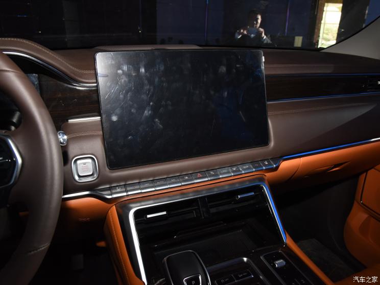 福田汽车 福田火星 2023款 火星9 2.0T柴油自动四驱标轴至尊型4F20TC17 福田汽车 福田火星 2023款 火星9 2.0T柴油自动四驱标轴至尊型4F20TC17