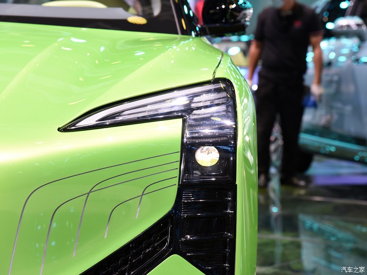 一汽红旗 红旗E001 2023款 基本型 一汽红旗 红旗E001 2023款 基本型