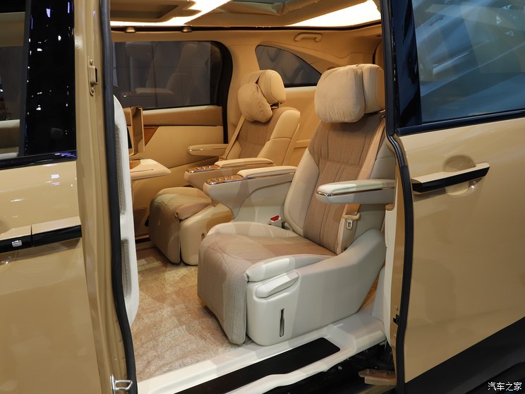 合创汽车 合创V09 2023款 ATELIER 合创汽车 合创V09 2023款 ATELIER