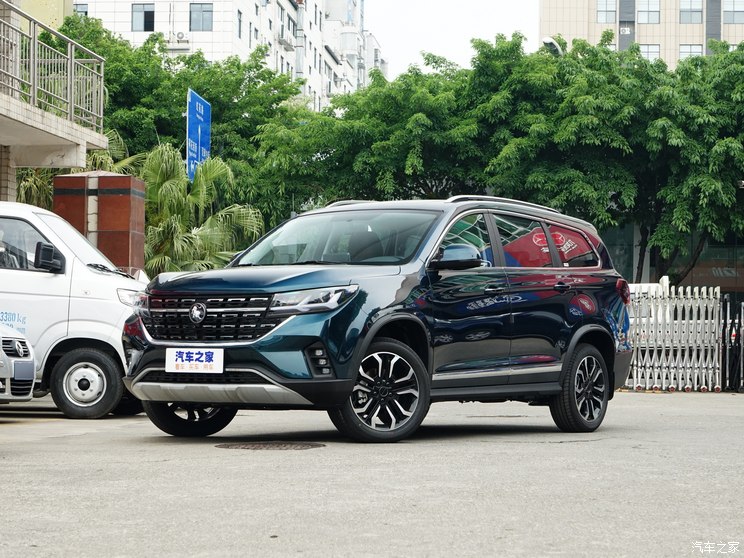 东风风行 风行T5 2022款 盛世款 1.5T 自动大客户专享版七座 东风风行 风行T5 2022款 盛世款 1.5T 自动大客户专享版七座