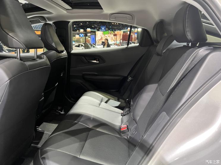 丰田(进口) 普锐斯(海外) 2023款 Hybrid 美国版 丰田(进口) 普锐斯(海外) 2023款 Hybrid 美国版