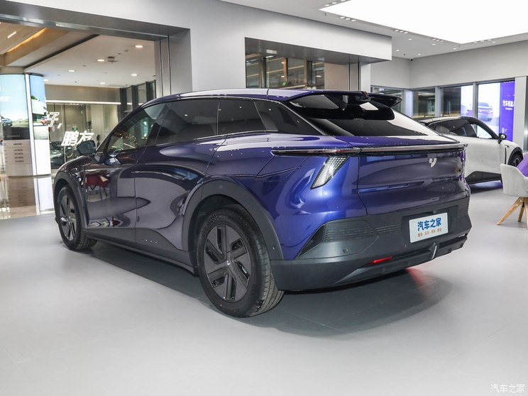 吉利汽车 极越01 2023款 磷酸铁锂 吉利汽车 极越01 2023款 磷酸铁锂