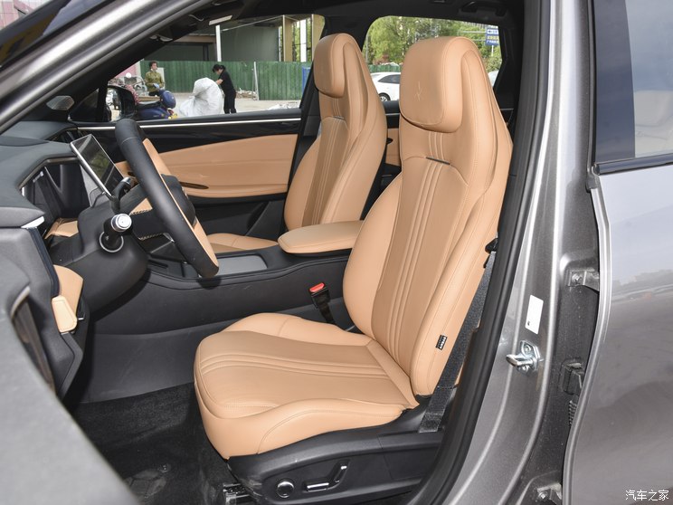 吉利汽车 银河L7 2023款 1.5T 115km 星舰 吉利汽车 银河L7 2023款 1.5T 115km 星舰