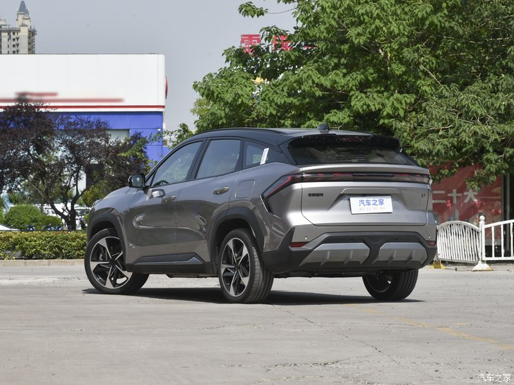 吉利汽车 银河L7 2023款 1.5T 115km 星舰 吉利汽车 银河L7 2023款 1.5T 115km 星舰