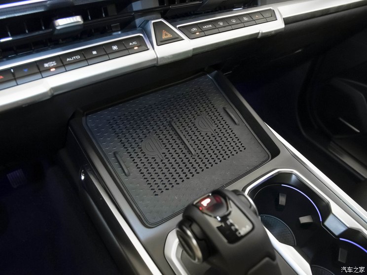 长城汽车 坦克400新能源 2023款 Hi4-T 超能版 长城汽车 坦克400新能源 2023款 Hi4-T 超能版