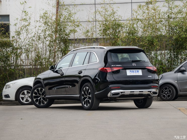 北京奔驰 奔驰GLC 2023款 GLC 260 L 4MATIC 动感型 5座 北京奔驰 奔驰GLC 2023款 GLC 260 L 4MATIC 动感型 5座