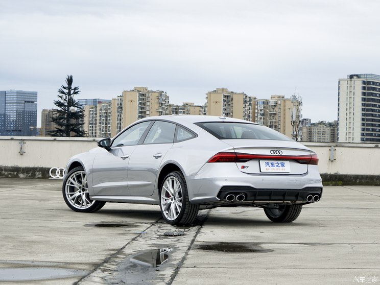 奥迪(进口) 奥迪S7 2023款 2.9 TFSI quattro 奥迪(进口) 奥迪S7 2023款 2.9 TFSI quattro