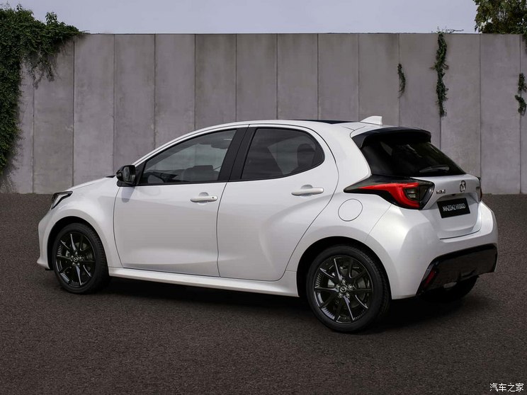 马自达(进口) 马自达2(进口) 2024款 Hybrid 马自达(进口) 马自达2(进口) 2024款 Hybrid