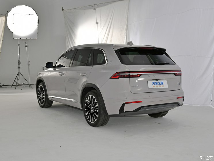 吉利汽车 星越L 2024款 1.5T 雷神Hi・F油电混动版