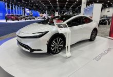 2023北美车展：2024款丰田普锐斯亮相-鹏城车网