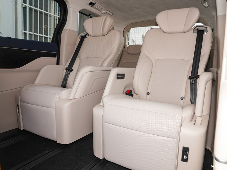 长城汽车 高山DHT-PHEV 2023款 基本型 长城汽车 高山DHT-PHEV 2023款 基本型