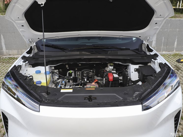 东风乘用车 SKY EV01 2023款 445km PRO 东风乘用车 SKY EV01 2023款 445km PRO