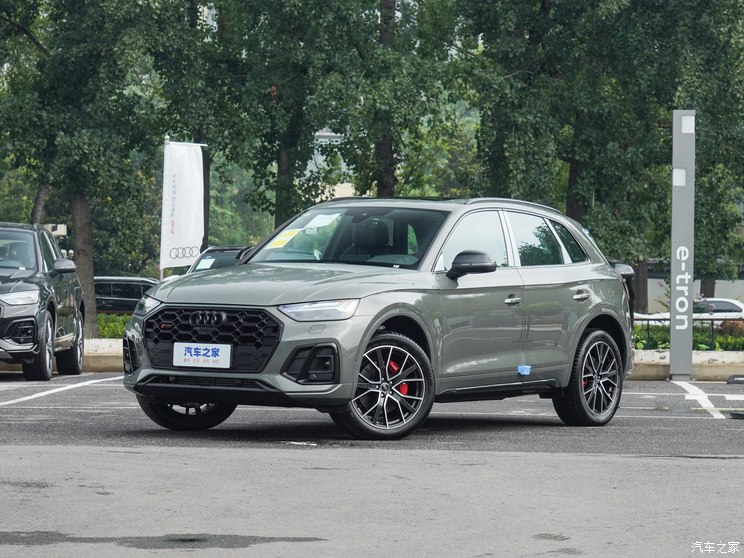 奥迪(进口) 奥迪SQ5 2023款 3.0 TFSI quattro 奥迪(进口) 奥迪SQ5 2023款 3.0 TFSI quattro