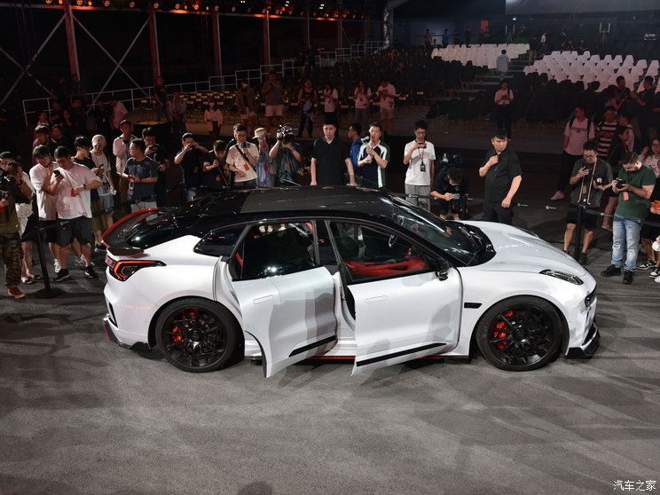 极氪 极氪001 2023款 FR版 极氪 极氪001 2023款 FR版