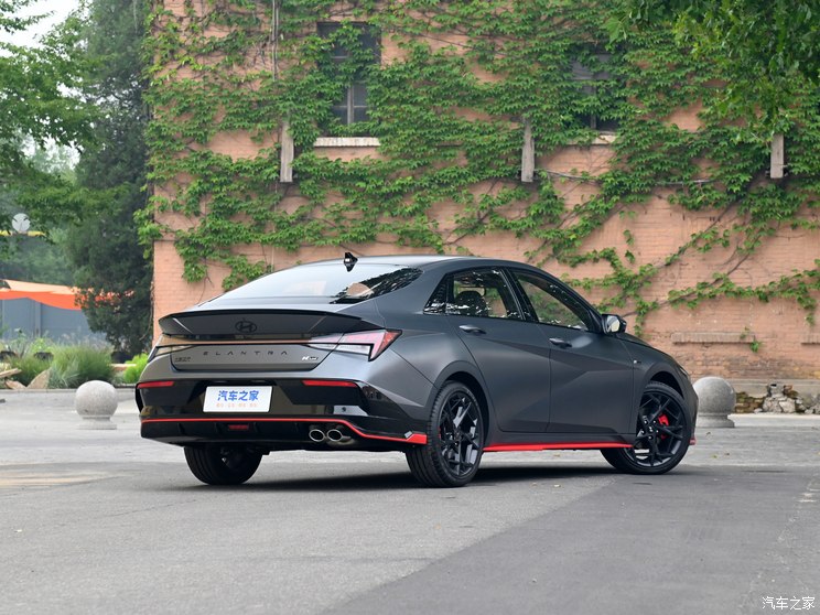 北京现代 伊兰特 2023款 240TGDi DCT N Line TOP旗舰版 北京现代 伊兰特 2023款 240TGDi DCT N Line TOP旗舰版