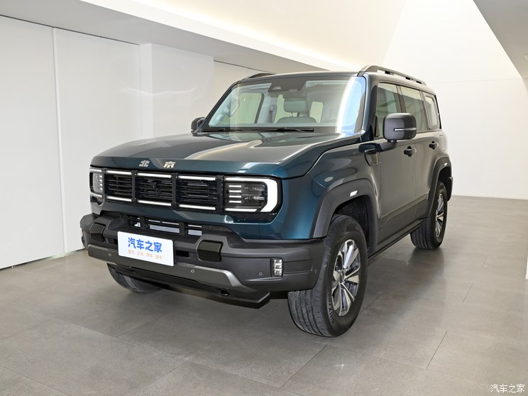 北京越野 北京BJ40 2024款 2.0T 城市猎人版 高配 北京越野 北京BJ40 2024款 2.0T 城市猎人版 高配