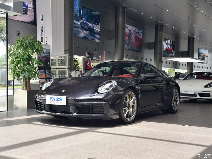 保时捷 保时捷911 2023款 Turbo S 3.7T 保时捷 保时捷911 2023款 Turbo S 3.7T