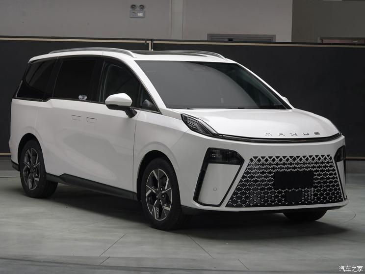 上汽大通 上汽大通MAXUS G70 2023款 2.0T 7座版 上汽大通 上汽大通MAXUS G70 2023款 2.0T 7座版