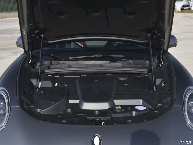 长城汽车 欧拉闪电猫 2022款 555km 尊贵版 长城汽车 欧拉闪电猫 2022款 555km 尊贵版