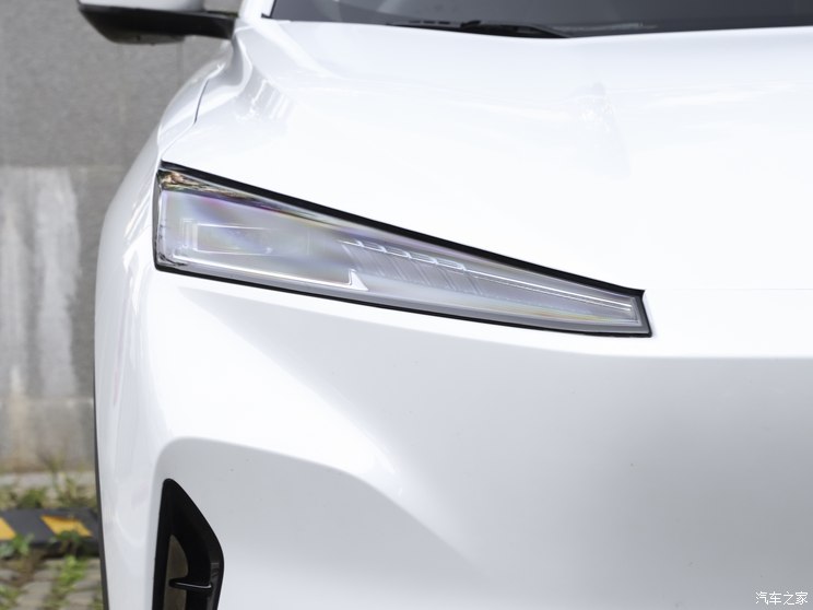 东风乘用车 SKY EV01 2023款 445km PRO 东风乘用车 SKY EV01 2023款 445km PRO