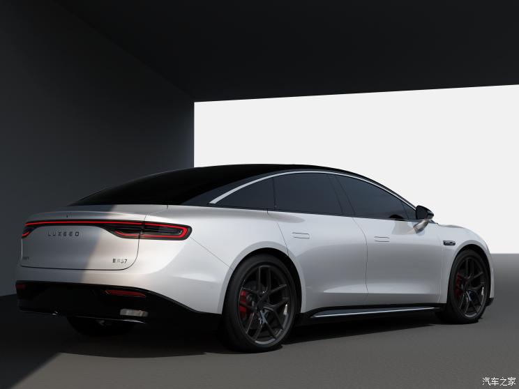 智界汽车 智界S7 2023款 双电机 智界汽车 智界S7 2023款 双电机