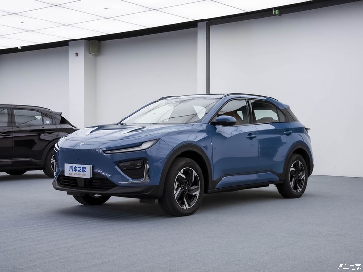 合众汽车 哪吒X 2023款 基本型 合众汽车 哪吒X 2023款 基本型