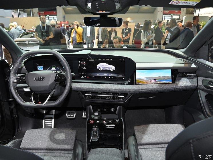 奥迪(进口) 奥迪Q6 e-tron(海外) 2023款 基本型 奥迪(进口) 奥迪Q6 e-tron(海外) 2023款 基本型
