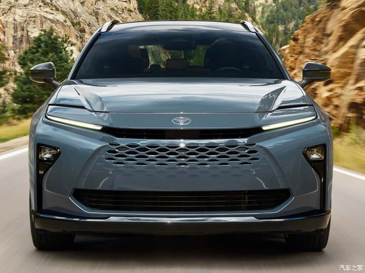 丰田(进口) 皇冠Signia 2024款 基本型 丰田(进口) 皇冠Signia 2024款 基本型