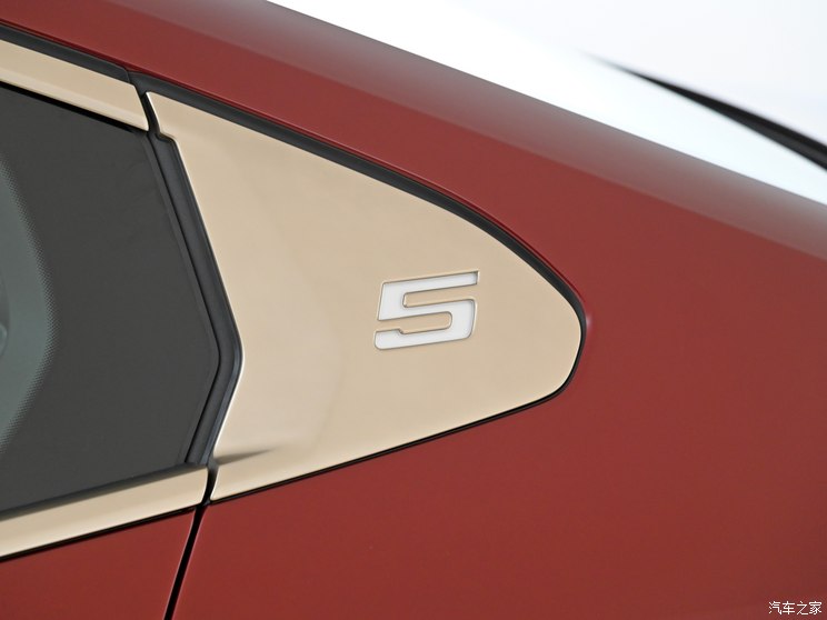 华晨宝马 宝马i5 2024款 eDrive 40L 豪华套装 华晨宝马 宝马i5 2024款 eDrive 40L 豪华套装