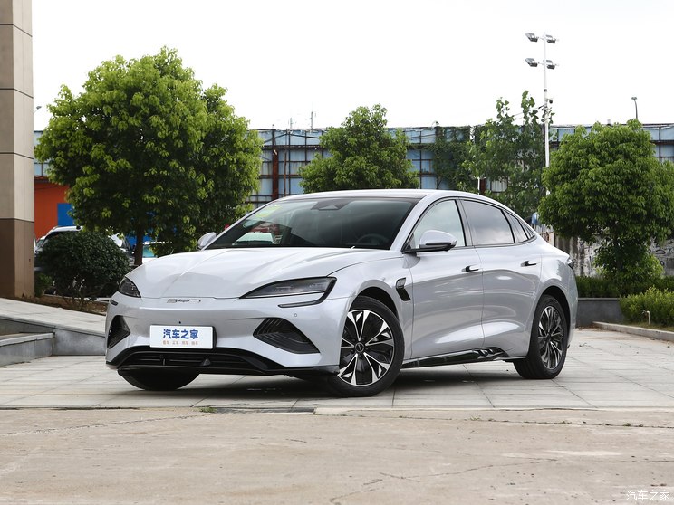 比亚迪 海豹 2023款 冠军版 550km 尊贵型 比亚迪 海豹 2023款 冠军版 550km 尊贵型