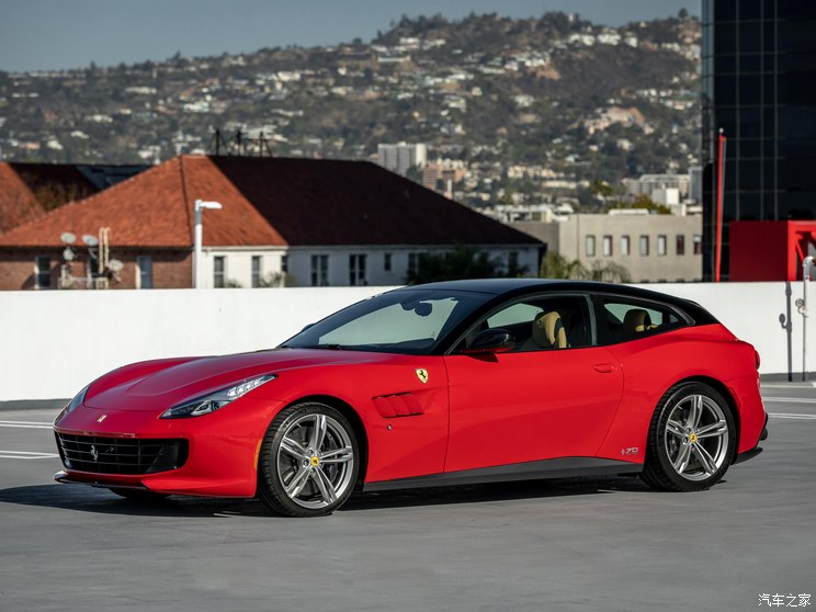 法拉利 GTC4Lusso 2018款 The Magnum PI 法拉利 GTC4Lusso 2018款 The Magnum PI