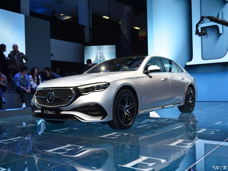 北京奔驰 奔驰E级 2024款 E 300 L 运动型 北京奔驰 奔驰E级 2024款 E 300 L 运动型