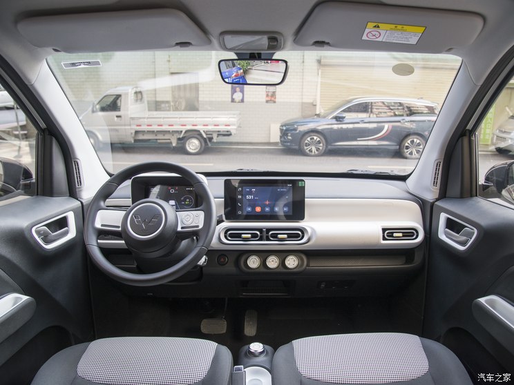 上汽通用五菱 宏光MINIEV 2024款 马卡龙款 上汽通用五菱 宏光MINIEV 2024款 马卡龙款