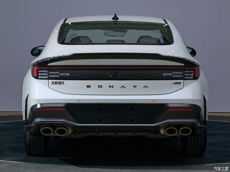 北京现代 索纳塔 2024款 2.0T N Line 高配版 北京现代 索纳塔 2024款 2.0T N Line 高配版