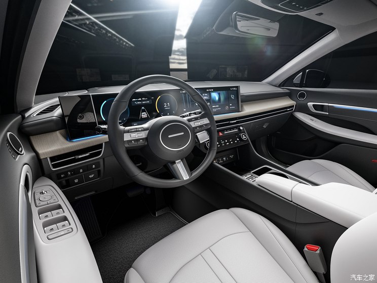 现代(进口) 索纳塔(进口) 2023款 基本型 韩国版 现代(进口) 索纳塔(进口) 2023款 基本型 韩国版