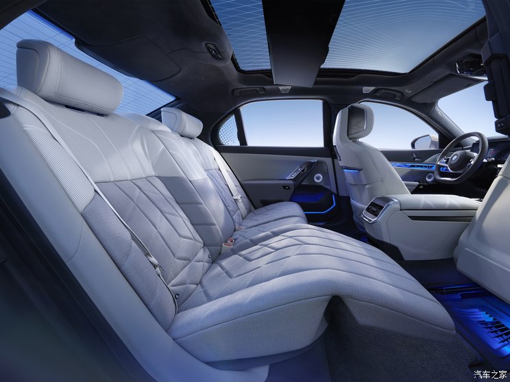 宝马(进口) 宝马i7 2023款 xDrive60L 豪华套装 宝马(进口) 宝马i7 2023款 xDrive60L 豪华套装