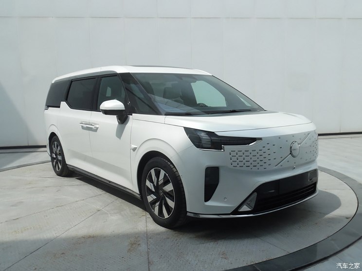 沃尔沃亚太 沃尔沃EM90 2024款 基本型 沃尔沃亚太 沃尔沃EM90 2024款 基本型