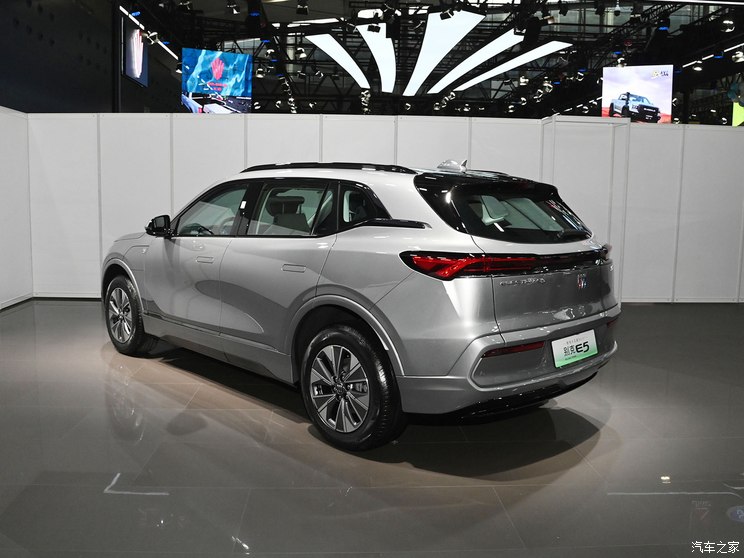 上汽通用别克 别克E5 2023款 先锋版 上汽通用别克 别克E5 2023款 先锋版