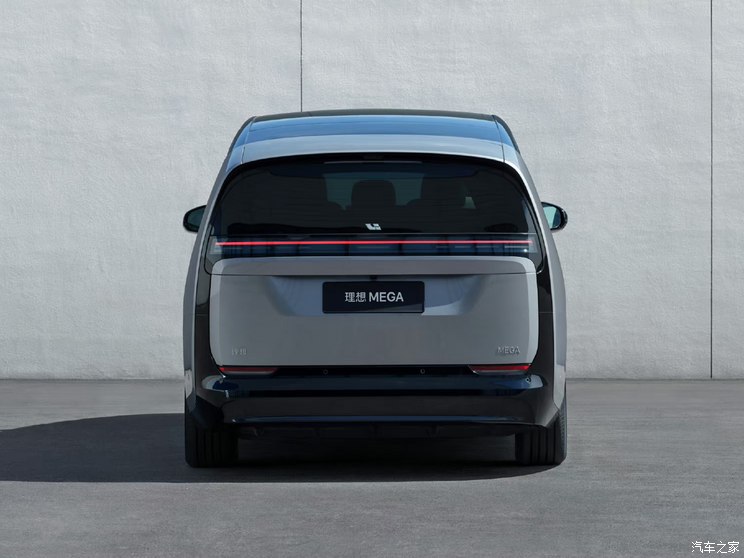 理想汽车 理想MEGA 2023款 试装车 理想汽车 理想MEGA 2023款 试装车