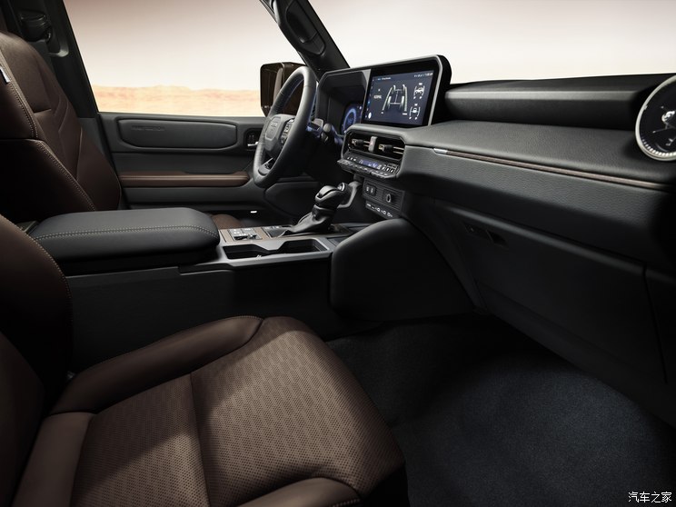 丰田(进口) 普拉多(进口) 2024款 欧洲版 First Edition 丰田(进口) 普拉多(进口) 2024款 欧洲版 First Edition