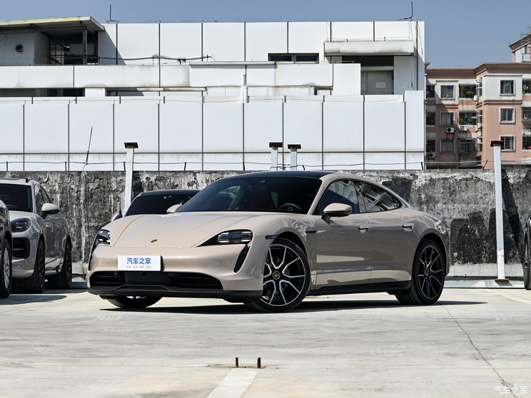 保时捷 Taycan 2022款 改款 Taycan 保时捷 Taycan 2022款 改款 Taycan