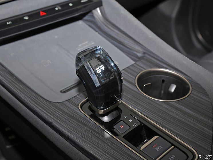 奇瑞汽车 山海L9 2023款 基本型 奇瑞汽车 山海L9 2023款 基本型