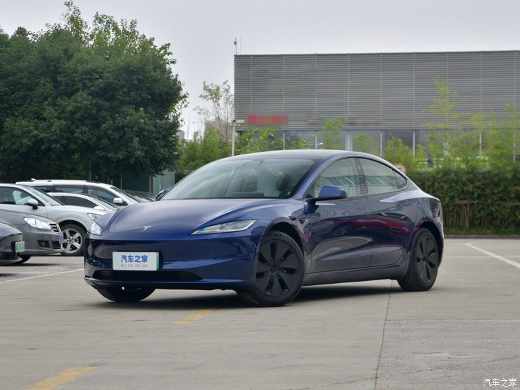 特斯拉中国 Model 3 2023款 焕新版 后轮驱动 特斯拉中国 Model 3 2023款 焕新版 后轮驱动