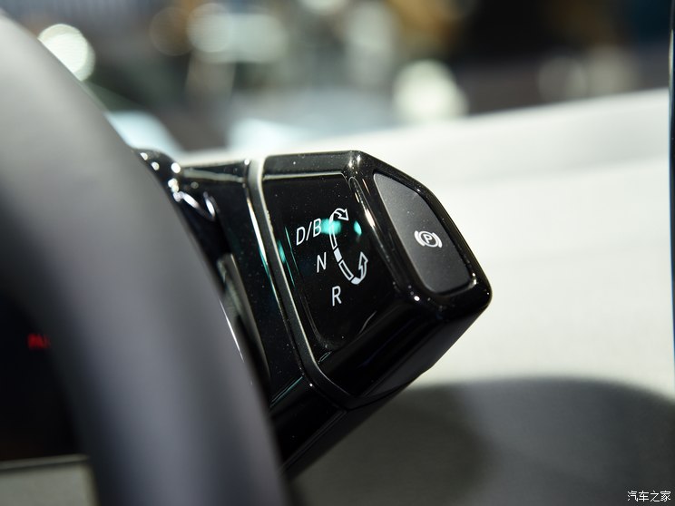 上汽大众 大众ID.3 2024款 基本型 上汽大众 大众ID.3 2024款 基本型