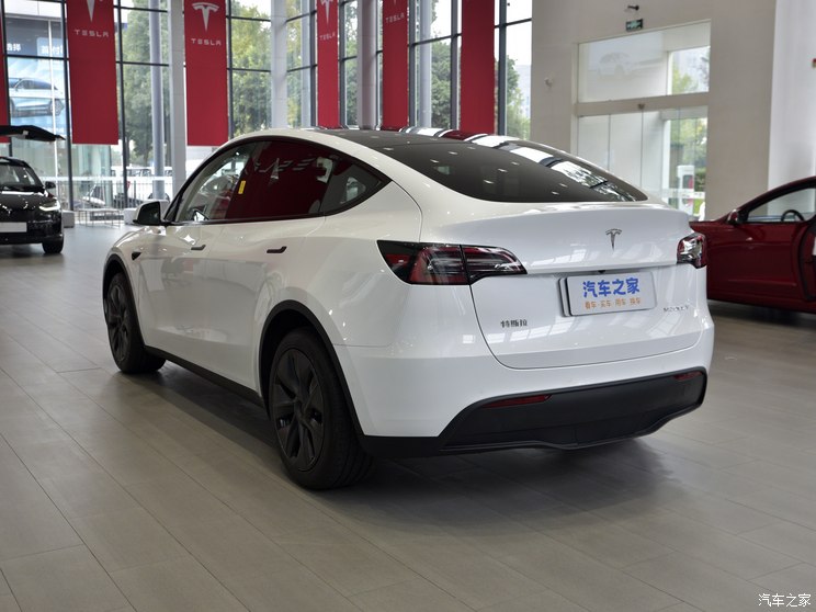 特斯拉中国 Model Y 2023款 后轮驱动版 特斯拉中国 Model Y 2023款 后轮驱动版