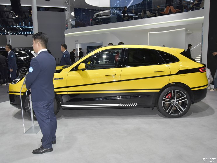 赛力斯汽车 问界M5 2023款 都市幻彩套装 赛力斯汽车 问界M5 2023款 都市幻彩套装