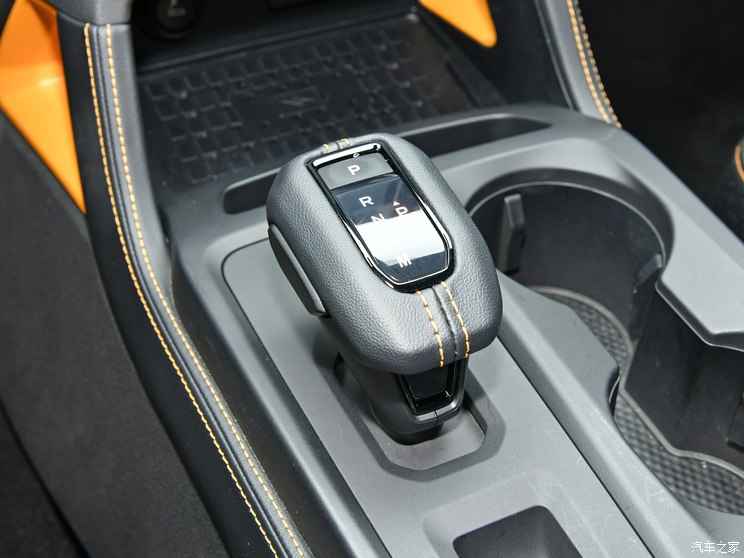 江铃福特 Ranger 2023款 1st Edition 汽油 江铃福特 Ranger 2023款 1st Edition 汽油